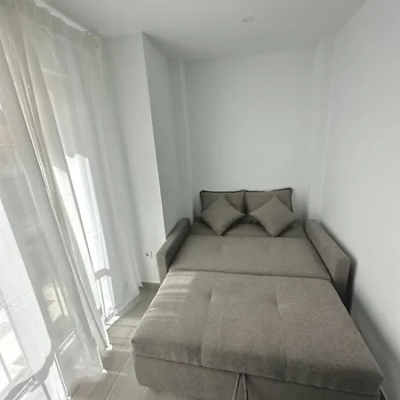 Apartment Maui En El Palo Malaga